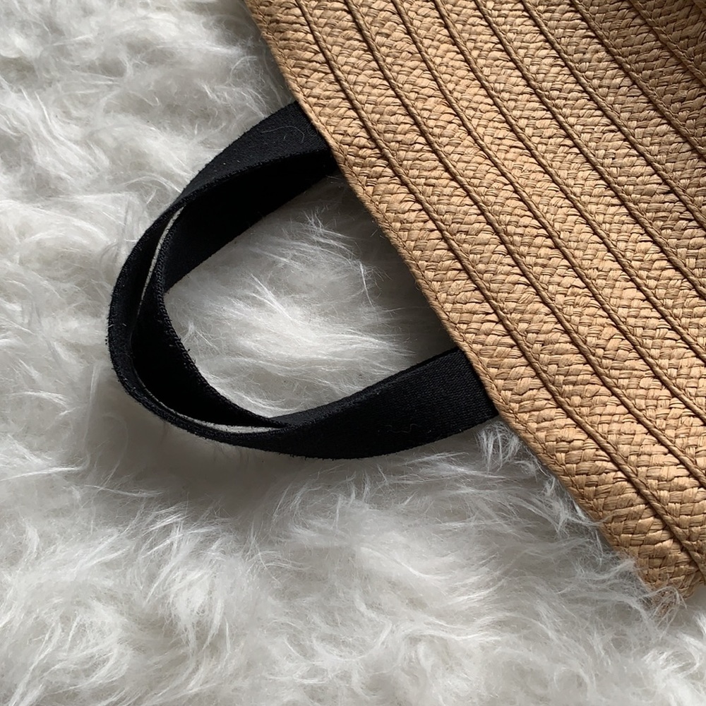 Uniqlo small straw bag - Picture 4 of 4